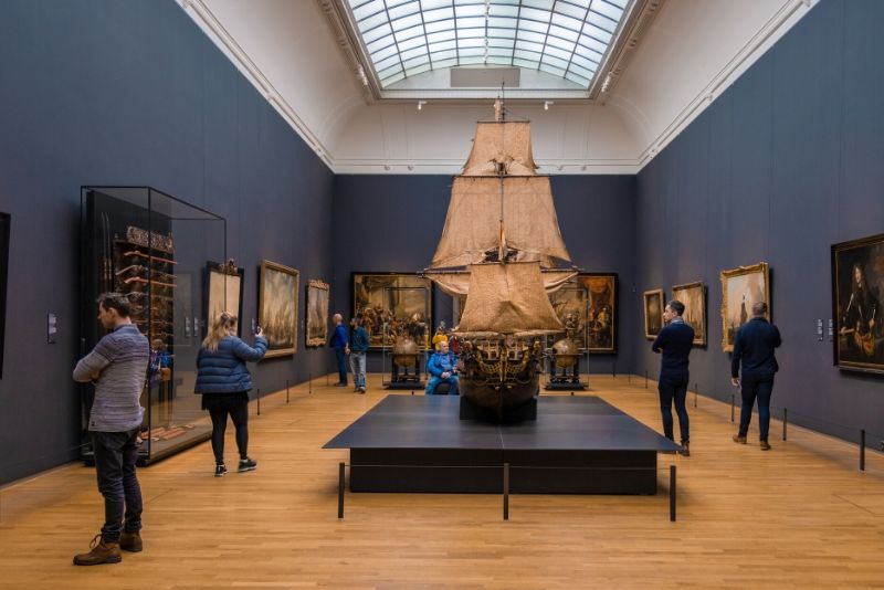 Rustig galerie-interieur